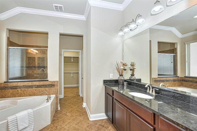 Building Photo - 27623 Gracefield Ln