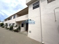 Building Photo - 213 W Manchester Blvd