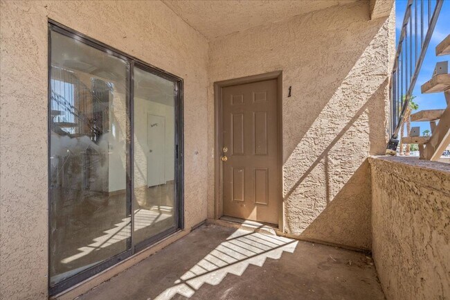 Building Photo - Winwood