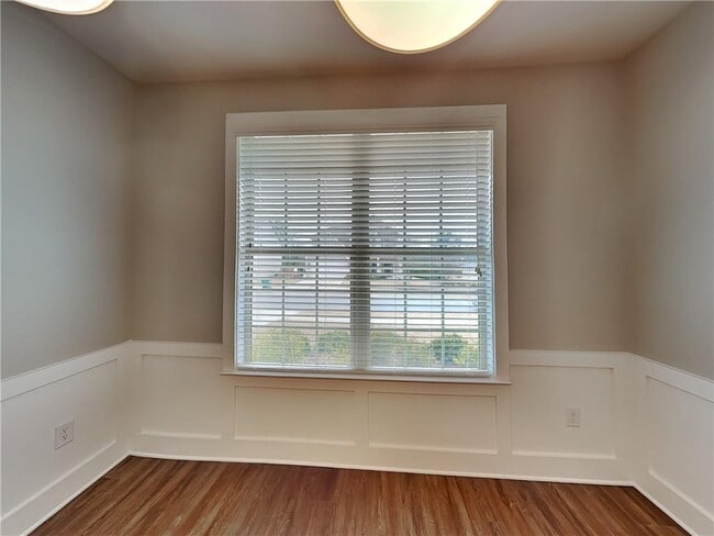 Building Photo - 203 Margrave Dr