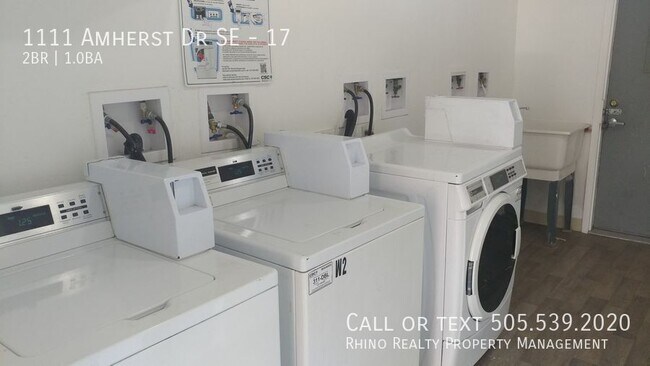 Building Photo - 1111 Amherst Dr SE