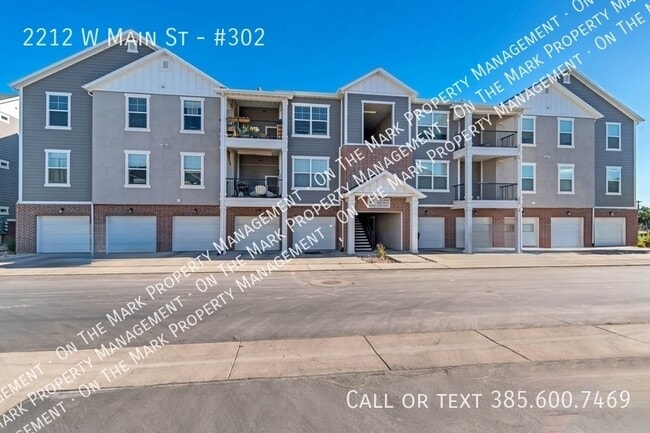 Building Photo - 2212 W Main St