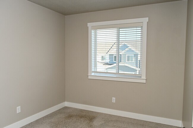 Building Photo - 2781 W 4140 S