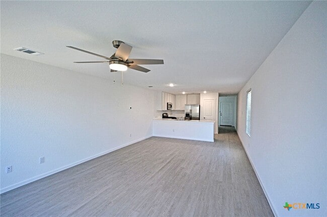 Building Photo - 1517 Hummock Steep