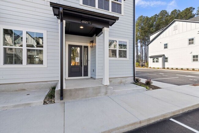Building Photo - 4820 Gossamer Ln
