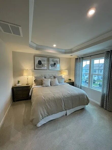 Building Photo - 420 Park Ave