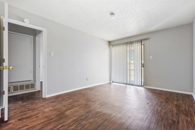 Building Photo - 2410 Lido Ln