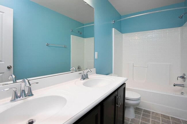 Building Photo - 427 Stapleford Ln