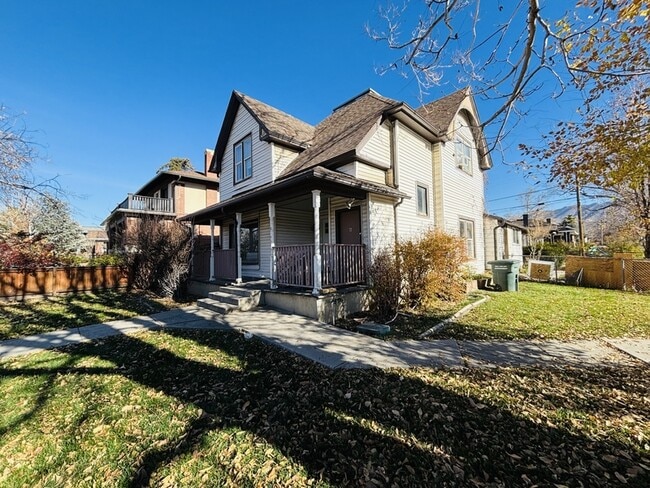 Building Photo - 1395 S 900 E