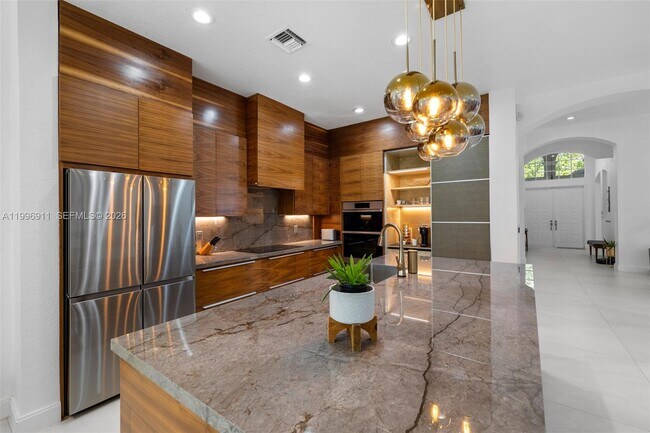 Building Photo - 3870 E Hibiscus St