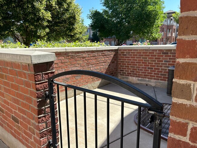 Front Patio - 114 W 3240 N