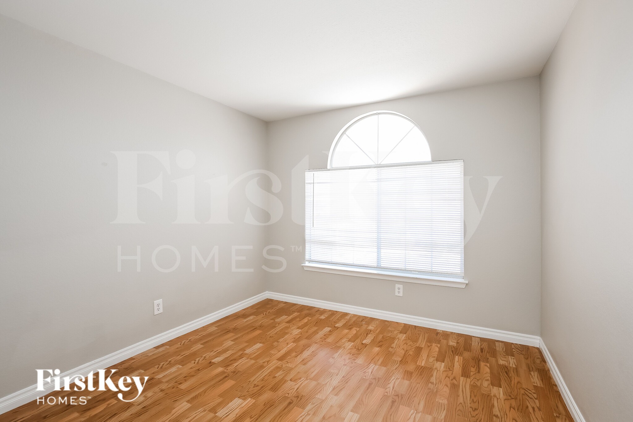 Building Photo - 9349 Magic Flower Ave