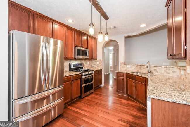 Building Photo - 309 Stone Valley Xin