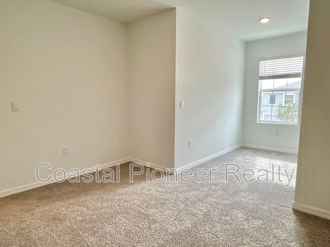 Building Photo - 3514 White Dandelion Ct