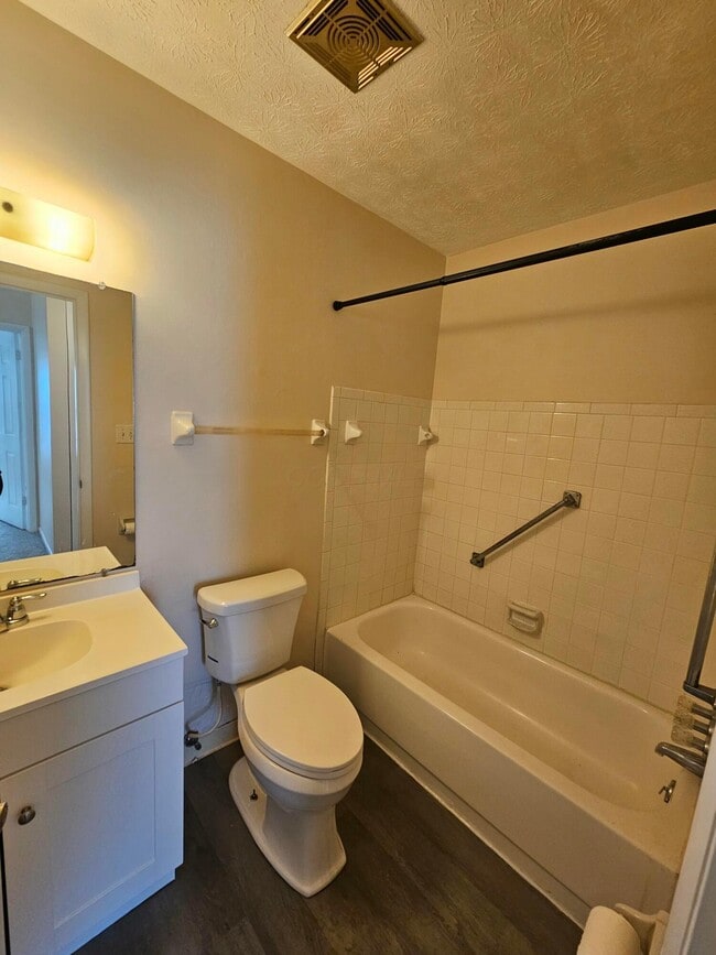 Building Photo - 2446 Winding Hills Ct