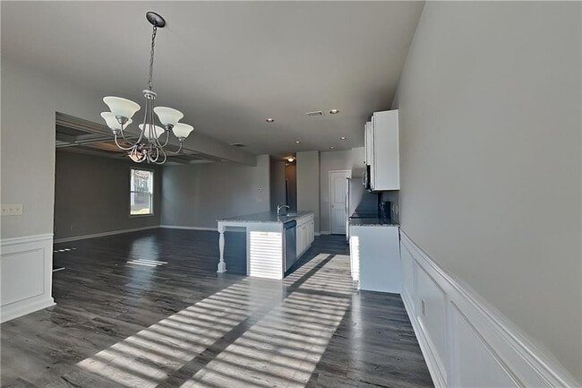 Building Photo - 2212 Black Pebble Cir