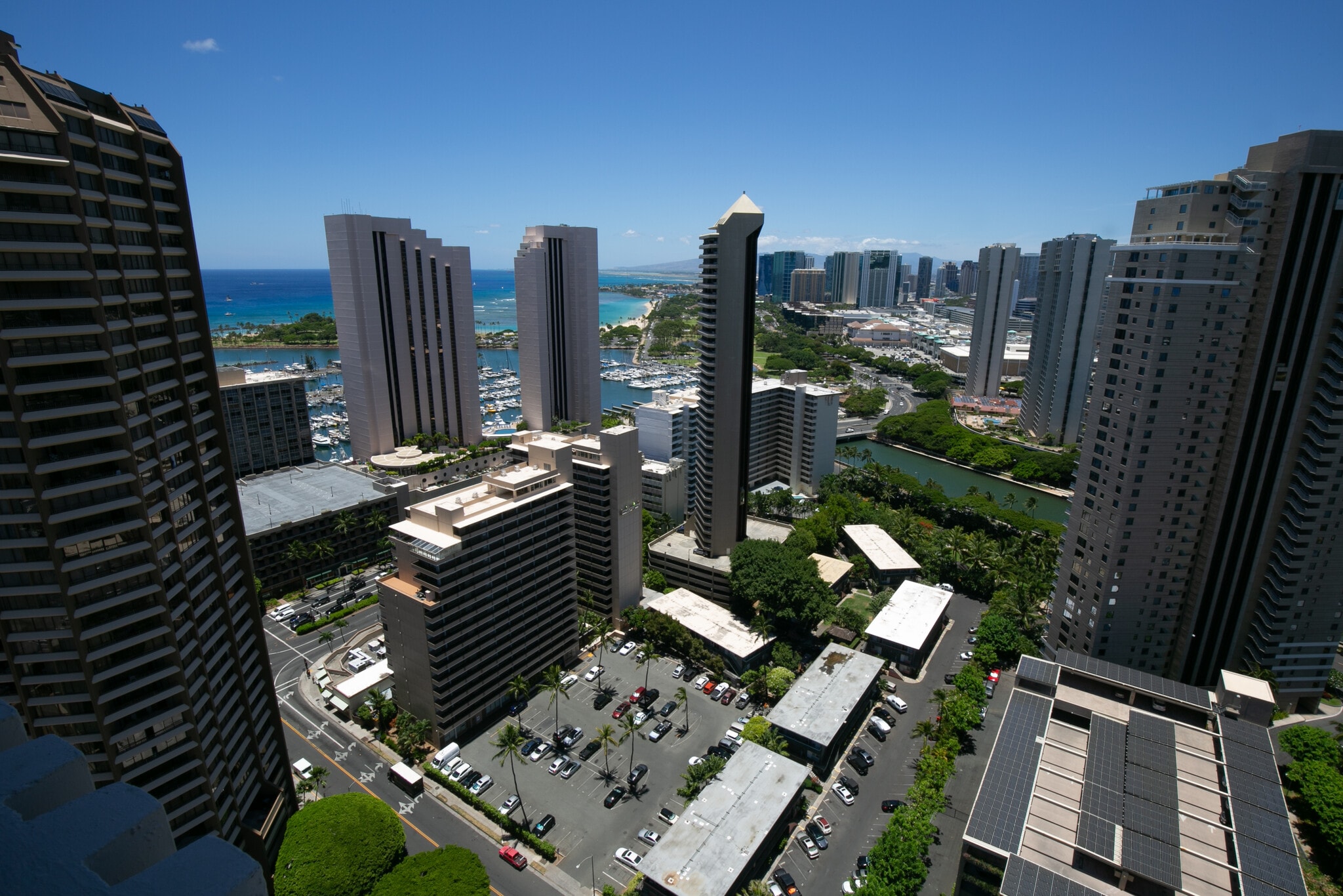 Building Photo - 343 Hobron Ln