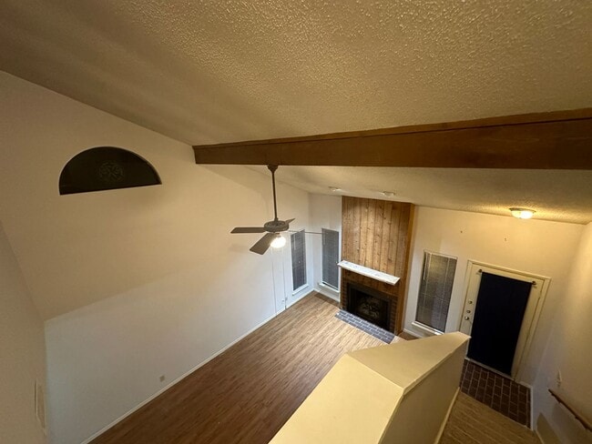 Building Photo - 8104 Hood Cir