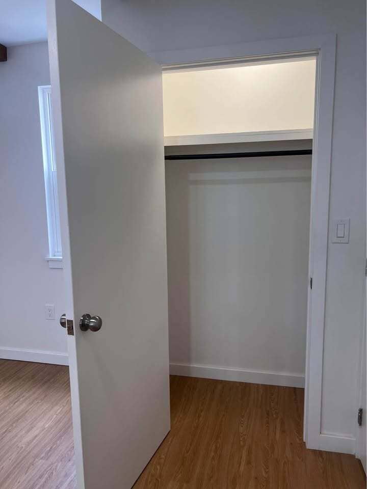 additional living area closet - 206 S Chestnut St