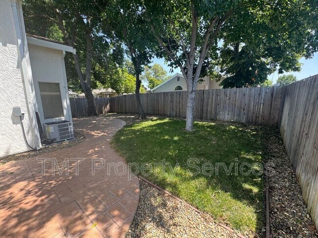 Building Photo - 6512 Canyon Creek Way