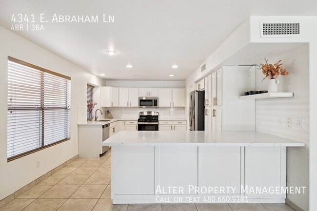 Building Photo - 4341 E Abraham Ln
