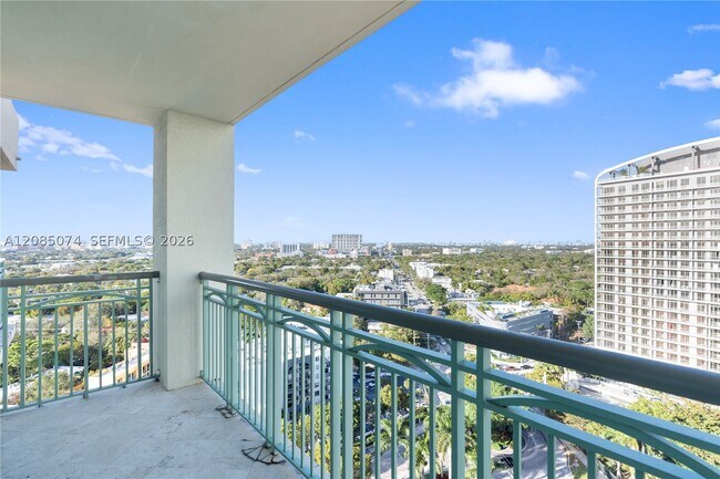 Building Photo - 3350 SW 27th St