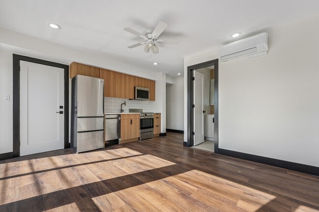 Building Photo - 65 Hackensack Plank Rd