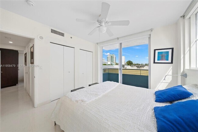 Building Photo - 200 Ocean Dr