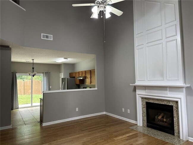 Building Photo - 2754 Regent Walk Dr