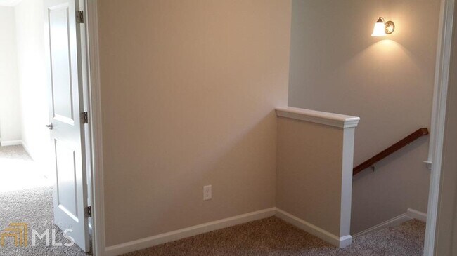Building Photo - 2339 Village Grove Dr NW