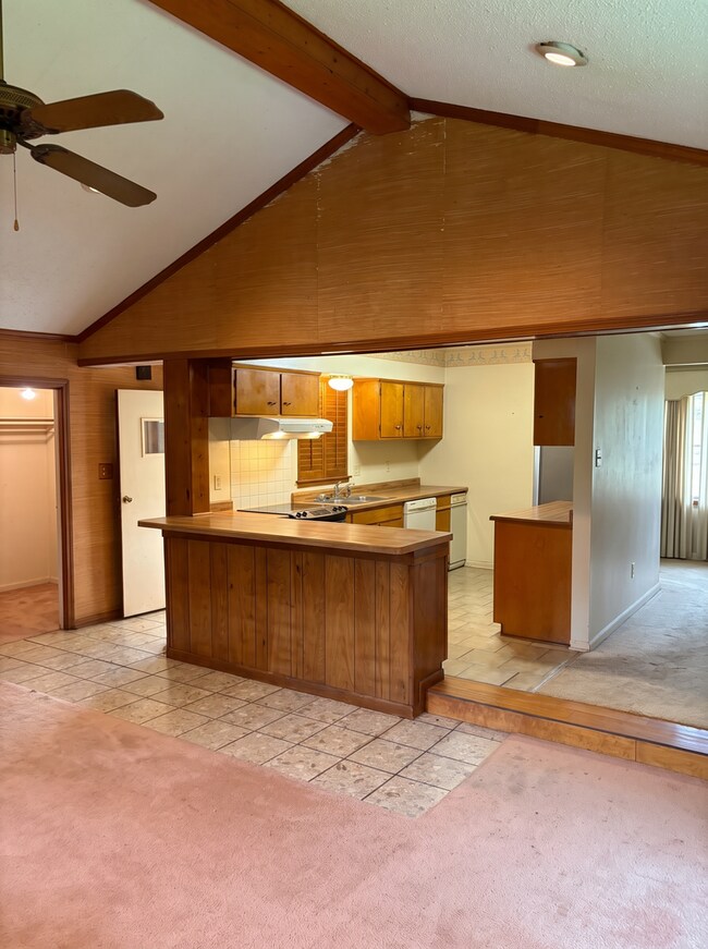 Building Photo - 179 Honduras Dr