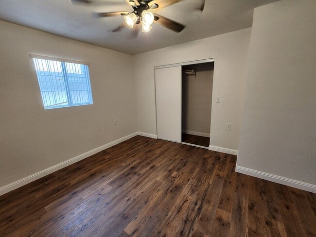 Building Photo - Renovated Beauty with a full-service Casita