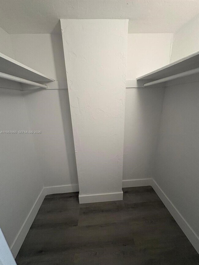 Building Photo - 19390 Collins Ave