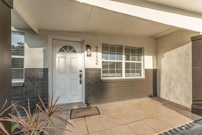 Building Photo - 2112 Ranchita Trail