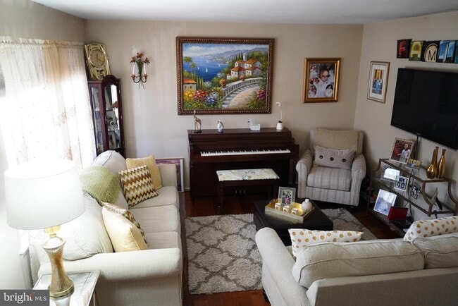 Building Photo - 59 David Brearly Ct