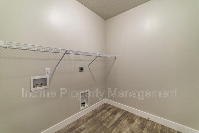 Building Photo - 619 N Emery Ln