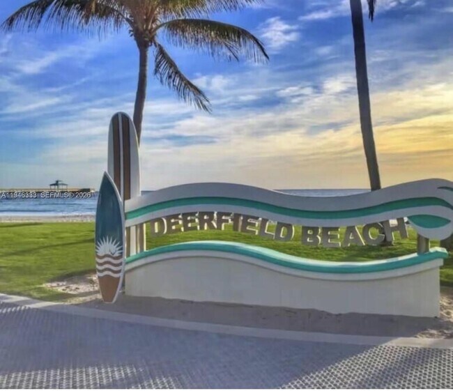 Building Photo - 664 SE 20th Ave