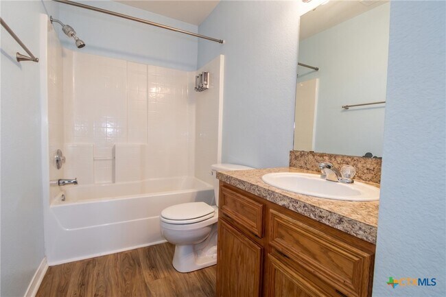 Building Photo - 4107 Primrose Dr