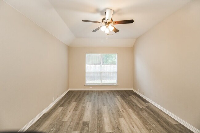 Building Photo - 1721 Duck Cove Dr