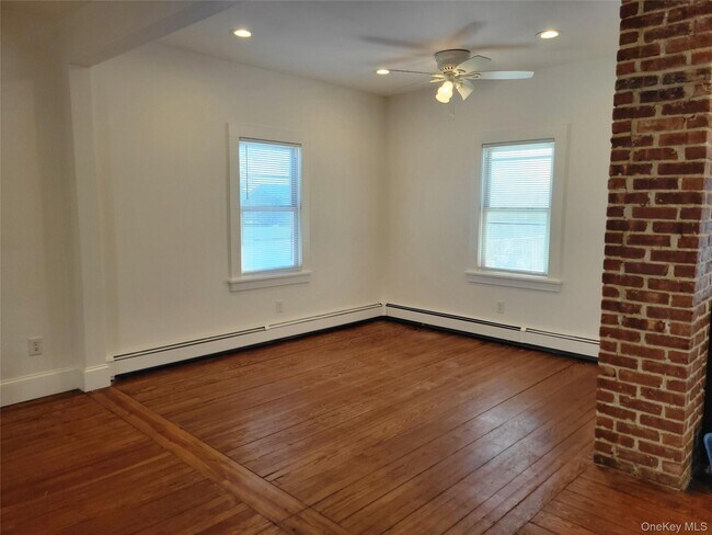 Building Photo - 40 Belford Ave