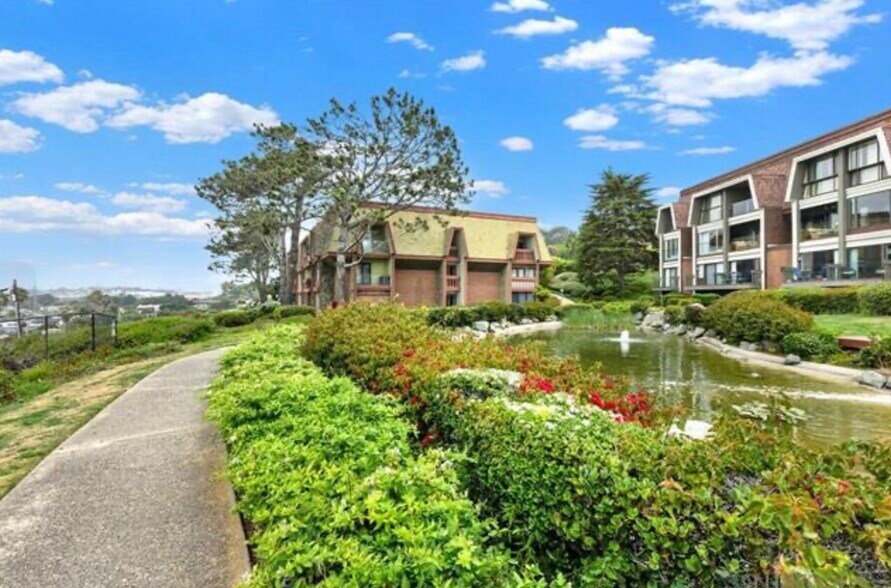 Building Photo - 1562 Camino Del Mar