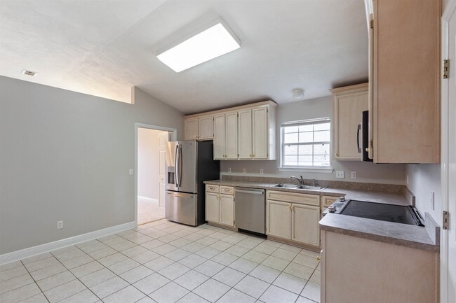 Building Photo - 7103 Shady Grove Way