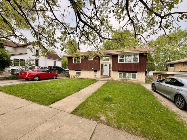 Building Photo - 228 Trask St