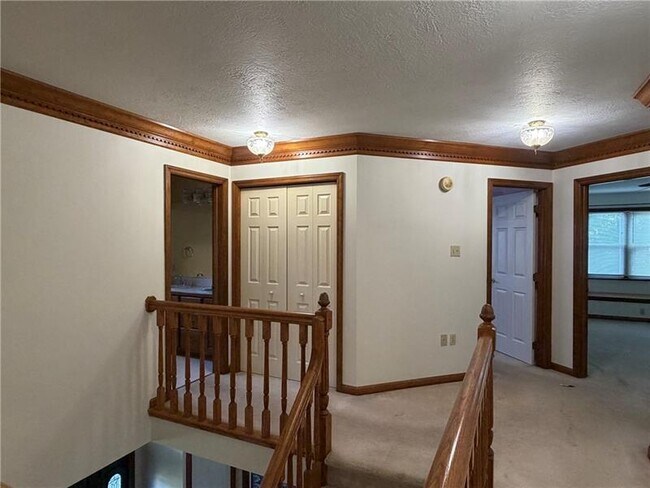 Building Photo - 116 Sturbridge Ln