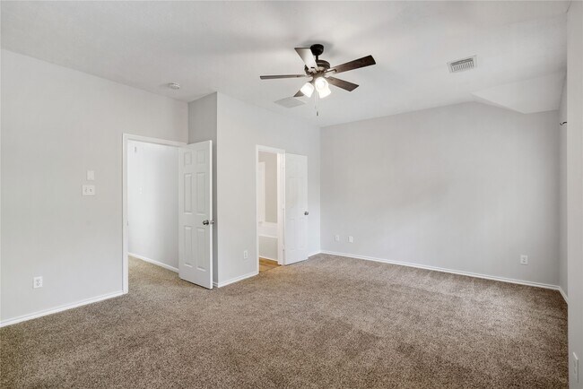 Building Photo - 38 N Walden Elms Cir