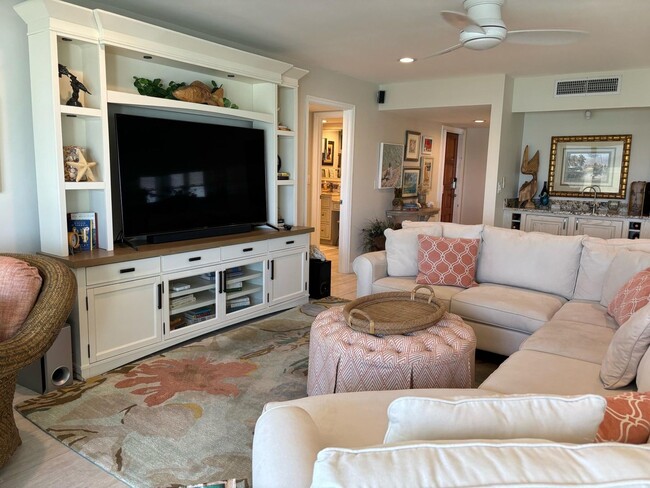 Building Photo - Hutchinson Island Rental