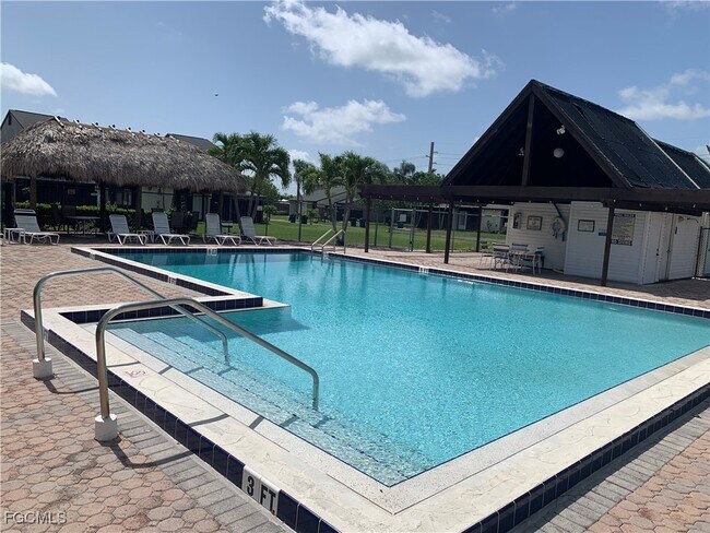 Building Photo - 12922 Cherrydale Ct