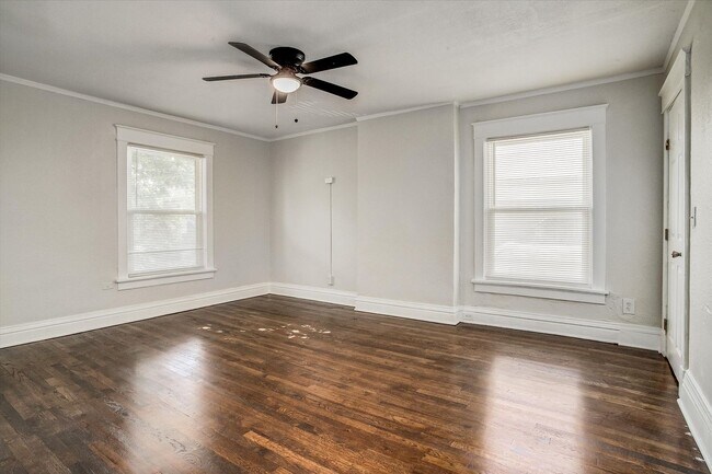 Building Photo - Move fast on this one. Apply within 24 hours of your showing and lock in $250 off your monthly re...