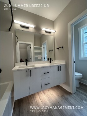 Building Photo - 206 Summer Breeze Dr