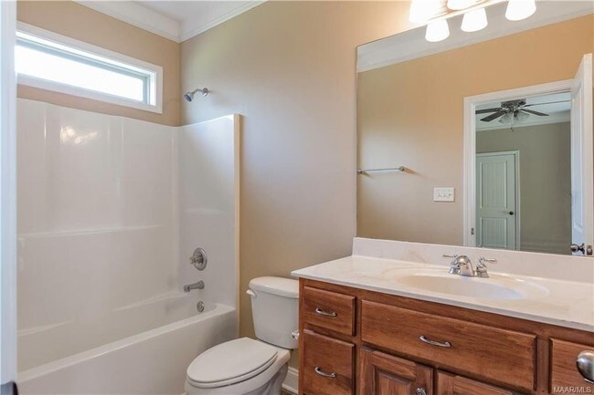 Building Photo - 2600 Brantford Pl